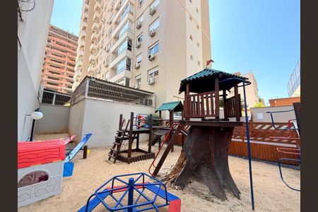 Apartamento para alugar com 69m², 2 quartos e 2 vagasÁrea comum - Playground