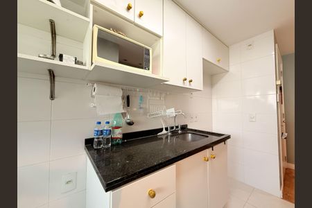 Apartamento para alugar com 69m², 2 quartos e 2 vagasCozinha