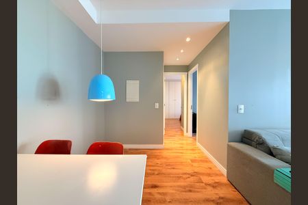 Apartamento para alugar com 69m², 2 quartos e 2 vagasSala