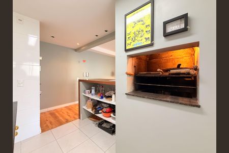 Apartamento para alugar com 69m², 2 quartos e 2 vagasCozinha