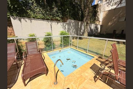 Apartamento para alugar com 69m², 2 quartos e 2 vagasÁrea comum - Piscina