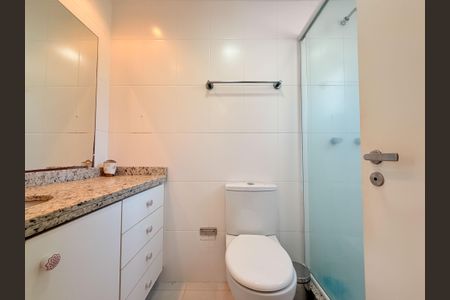 Apartamento para alugar com 69m², 2 quartos e 2 vagasBanheiro da Suíte 