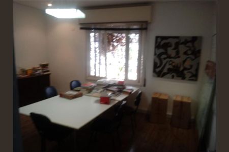 Casa à venda com 4 quartos, 600m² em Higienópolis, São Paulo