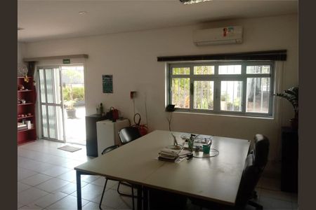 Casa à venda com 600m², 4 quartos e 4 vagas