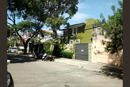 Casa à venda com 600m², 4 quartos e 4 vagas