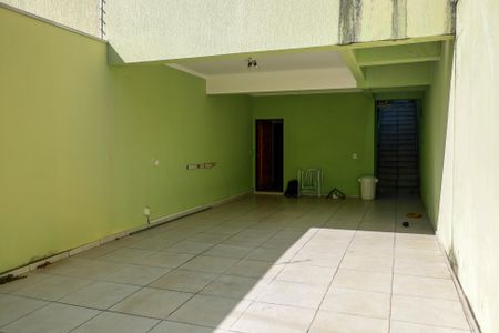 Casa à venda com 180m², 3 quartos e 5 vagas Casa à venda com 180m², 3 quartos e 5 vagasGaragem