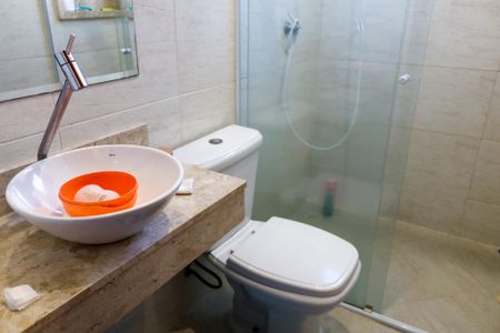 Casa à venda com 180m², 3 quartos e 5 vagas Casa à venda com 180m², 3 quartos e 5 vagasBanheiro