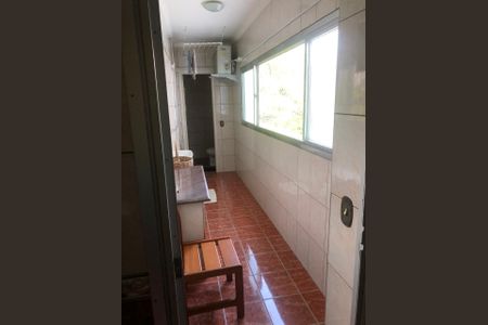 Cozinha de apartamento para alugar com 3 quartos, 120m² em Morro do Maluf, Guarujá