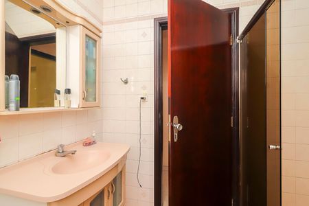 Casa para alugar com 150m², 2 quartos e 2 vagasBanheiro da Suíte