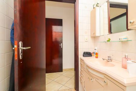 Casa para alugar com 150m², 2 quartos e 2 vagasBanheiro Social 2