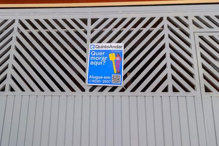 Casa para alugar com 150m², 2 quartos e 2 vagasPlaquinha - Cód.YZUS-429