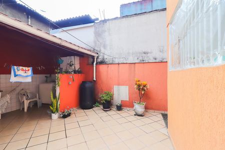 Casa para alugar com 150m², 2 quartos e 2 vagasQuintal