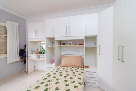 Casa para alugar com 150m², 2 quartos e 2 vagasQuarto 2