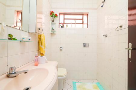 Casa para alugar com 150m², 2 quartos e 2 vagasBanheiro Social 2