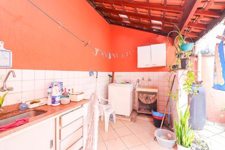 Casa para alugar com 150m², 2 quartos e 2 vagasÁrea de Serviço