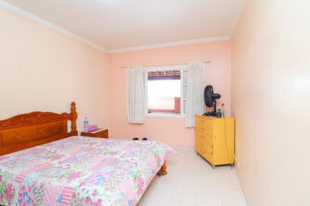 Casa para alugar com 150m², 2 quartos e 2 vagasQuarto 1 - Suíte