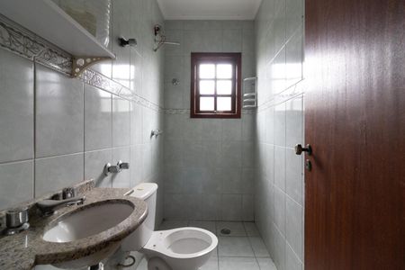 Casa à venda com 187m², 3 quartos e 3 vagas Casa à venda com 187m², 3 quartos e 3 vagasBanheiro