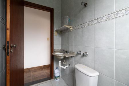 Casa à venda com 187m², 3 quartos e 3 vagas Casa à venda com 187m², 3 quartos e 3 vagasBanheiro