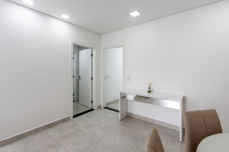 Apartamento à venda com 121m², 2 quartos e 1 vagaSala
