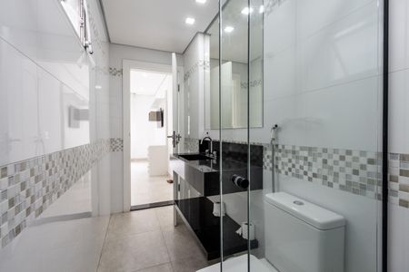 Apartamento à venda com 121m², 2 quartos e 1 vagaQuarto 2 - Banheiro da Suite