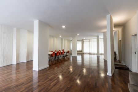 Apartamento à venda com 121m², 2 quartos e 1 vagaSalão de Festas