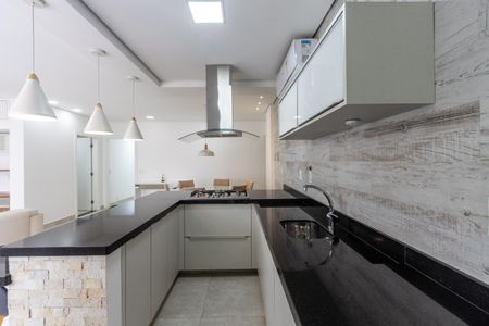 Apartamento à venda com 121m², 2 quartos e 1 vagaCozinha