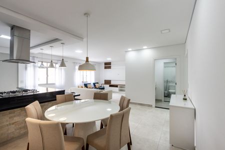 Sala de apartamento para alugar com 2 quartos, 121m² em Perdizes, São Paulo