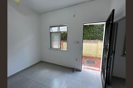 Casa para alugar com 2 quartos, 60m² em Quintino Bocaiúva, Rio de Janeiro