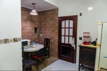 Casa para alugar com 180m², 2 quartos e 2 vagas Casa para alugar com 180m², 2 quartos e 2 vagasCozinha