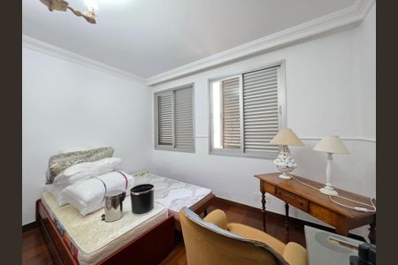 Apartamento à venda com 375m², 4 quartos e 3 vagasQuarto Suíte 4