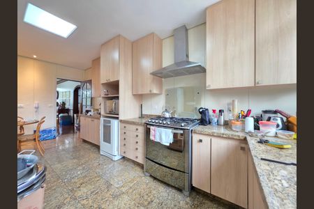 Apartamento à venda com 375m², 4 quartos e 3 vagasCozinha 