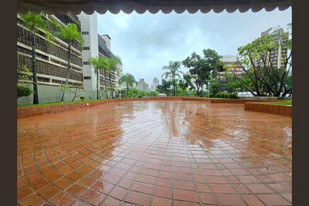 Apartamento à venda com 375m², 4 quartos e 3 vagasÁrea comum 