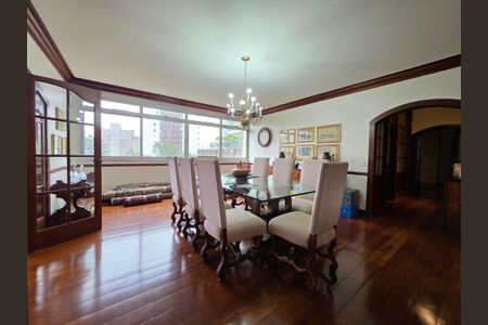 Apartamento à venda com 375m², 4 quartos e 3 vagasSala copa