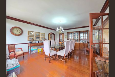 Apartamento à venda com 375m², 4 quartos e 3 vagasSala copa