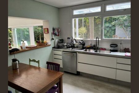 Casa à venda com 360m², 4 quartos e 4 vagas