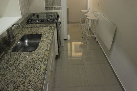 Apartamento à venda com 55m², 2 quartos e 1 vagaCozinha