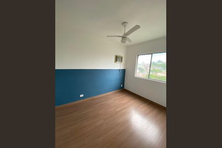 Quarto de apartamento para alugar com 2 quartos, 53m² em Colubandê, São Gonçalo