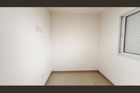 Quarto de apartamento para alugar com 1 quarto, 40m² em Vila Vitorio Mazzei, São Paulo