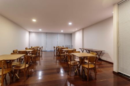 Apartamento à venda com 128m², 2 quartos e 1 vagaÁrea comum - Salão de festas