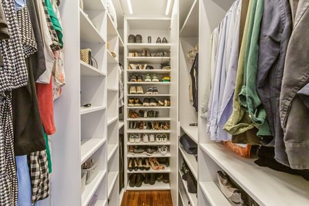 Apartamento à venda com 128m², 2 quartos e 1 vagaCloset da suíte