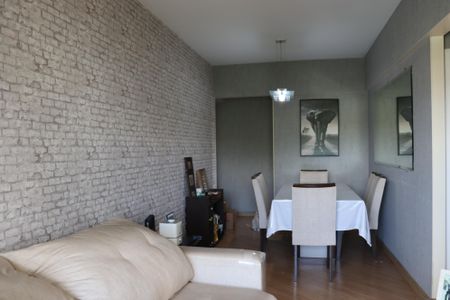 Apartamento à venda com 61m², 2 quartos e 1 vaga Apartamento à venda com 61m², 2 quartos e 1 vagaSala