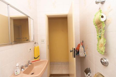 Banheiro de casa à venda com 2 quartos, 123m² em Vila Paiva, São Paulo