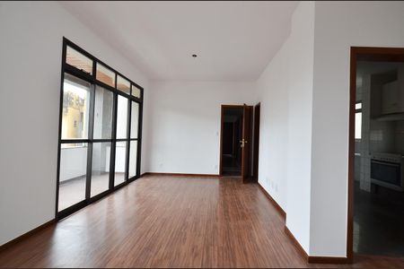 Apartamento para alugar com 121m², 4 quartos e 2 vagasSala