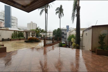 Apartamento para alugar com 121m², 4 quartos e 2 vagasArea comum/ hal de entrada