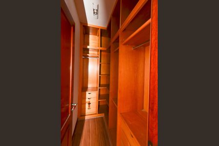 Apartamento para alugar com 121m², 4 quartos e 2 vagasCloset suite