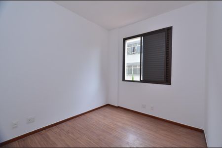 Apartamento para alugar com 121m², 4 quartos e 2 vagasQuarto 4