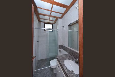 Apartamento para alugar com 121m², 4 quartos e 2 vagasBanheiro social