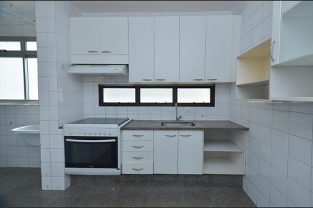 Apartamento para alugar com 121m², 4 quartos e 2 vagasCozinha