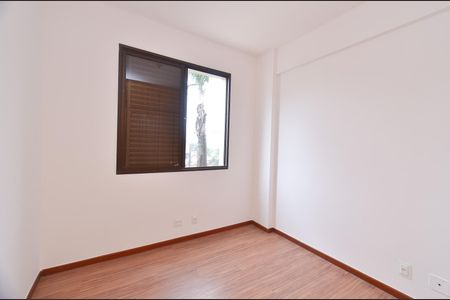 Apartamento para alugar com 121m², 4 quartos e 2 vagasQuarto 3