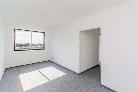 Sala  de apartamento para alugar com 2 quartos, 66m² em Humaitá, Porto Alegre